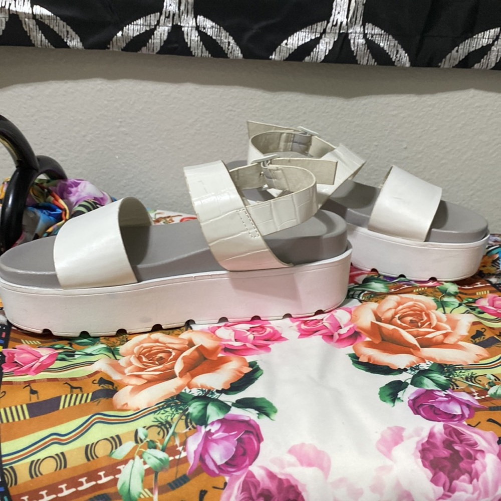 White Platform Sandals - Picture 3 of 7